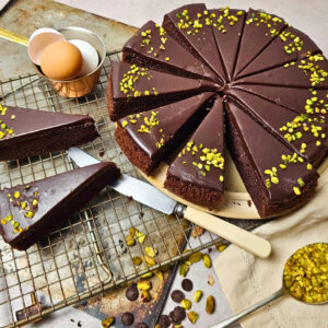 Chocolate and Pistachio Cake